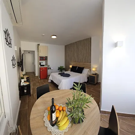 Namaste Modern Elegance City Center By Namaste Elite Torremolinos